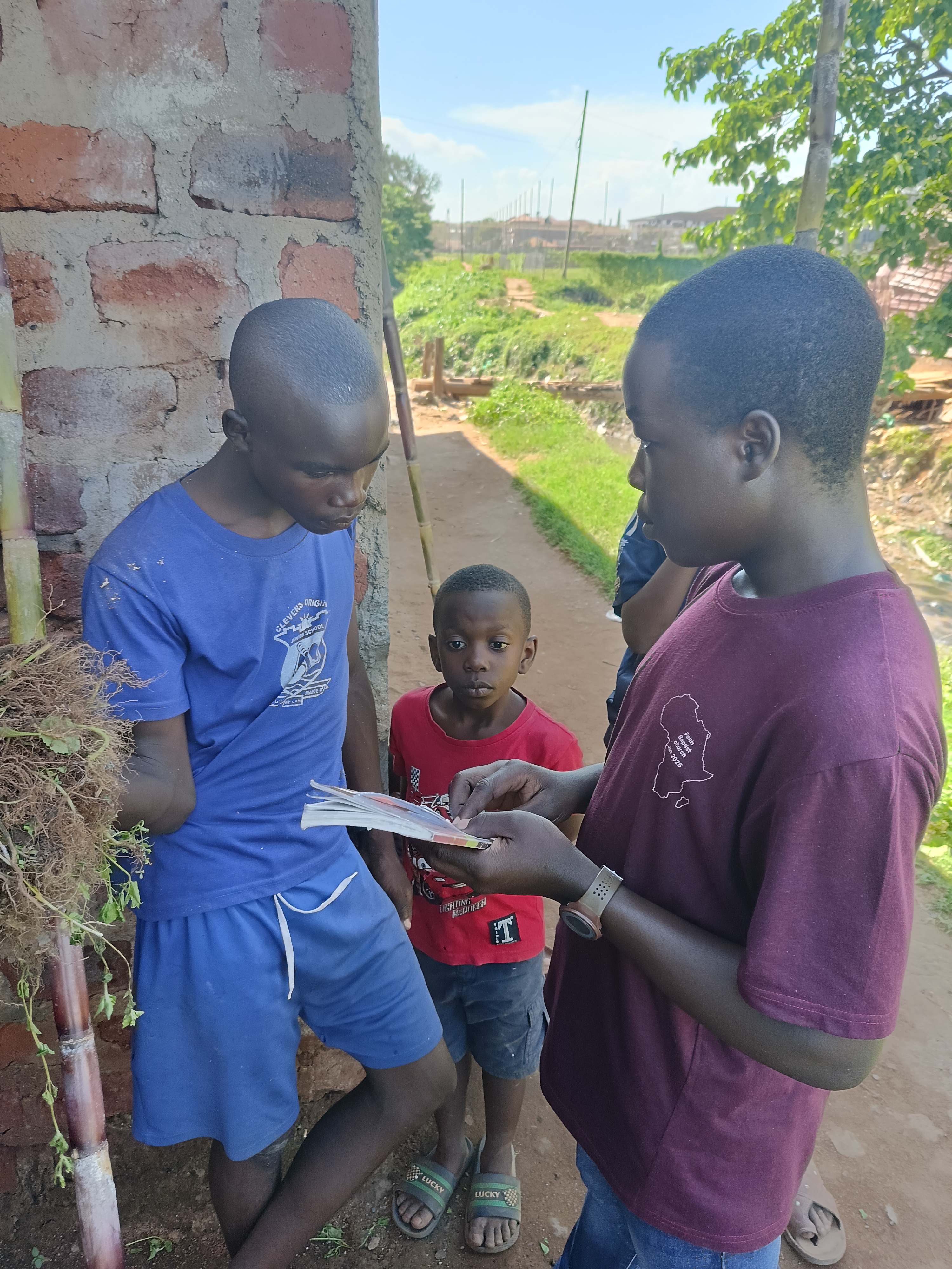 Giving Gospel Tracts